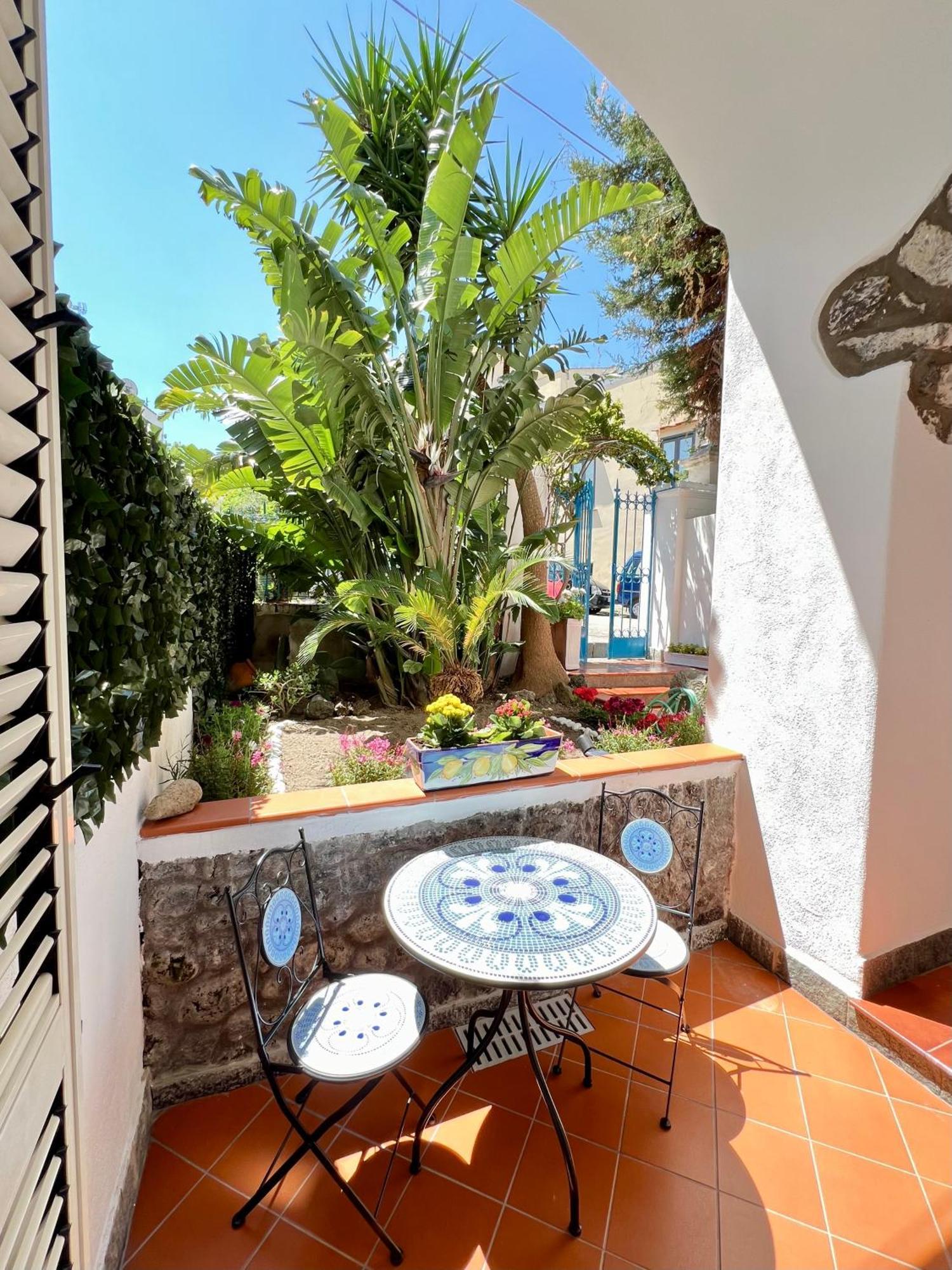 Bed and Breakfast Villino Annamaria Ischia Exteriér fotografie